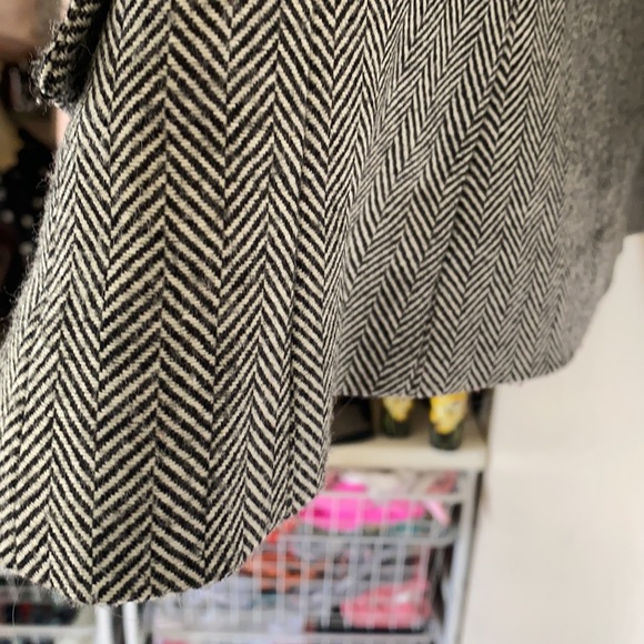 BANANA REPUBLIC herringbone blazer - Picture 4 of 9